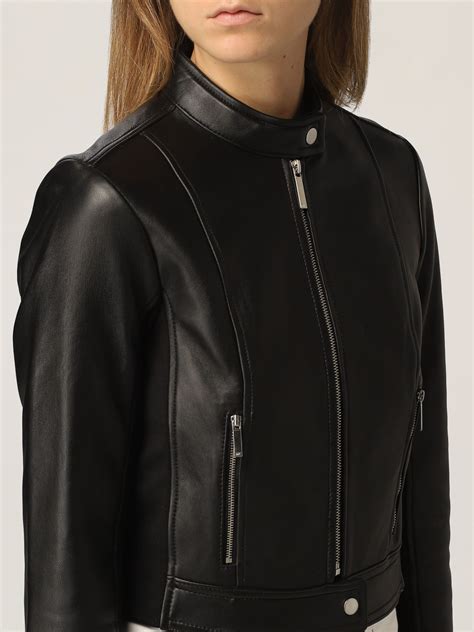 chaqueta piel michael kors mujer|Abrigos de piel Michael Michael Kors para mujer .